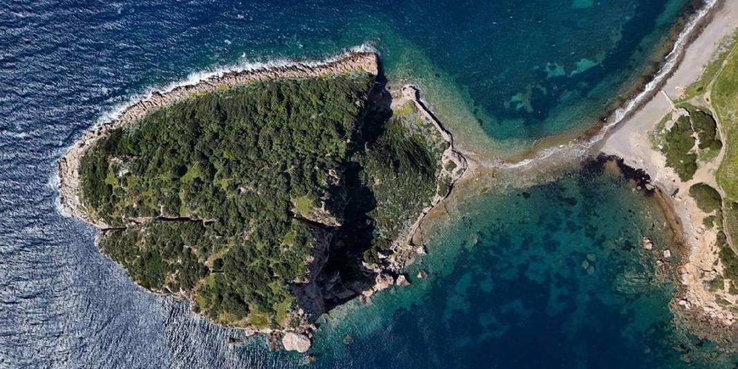 Doğa ve tarih tutkunları buraya akın ediyor! Ada, deniz, sessizlik, manzara: Keşif için geç kalmayın 1